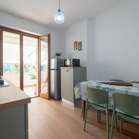 Hibiscus House - Mare E Relax Appartamento *